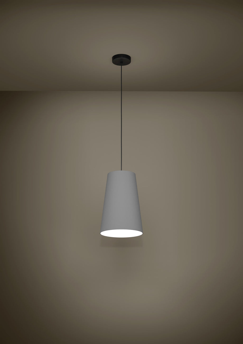 390135 Ambient